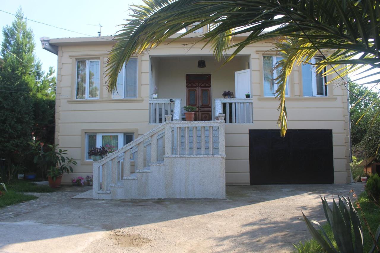 Greenview Guesthouse Batumi Kültér fotó