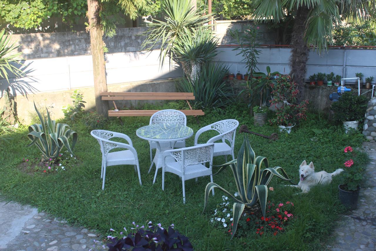 Greenview Guesthouse Batumi Kültér fotó
