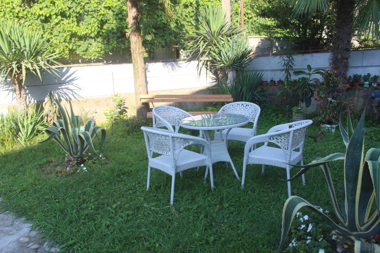 Greenview Guesthouse Batumi Kültér fotó