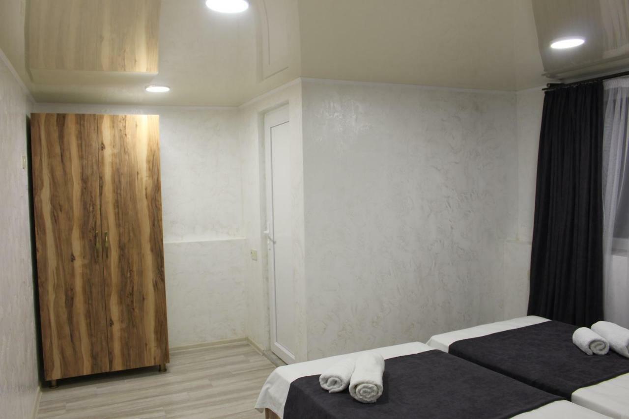 Greenview Guesthouse Batumi Kültér fotó