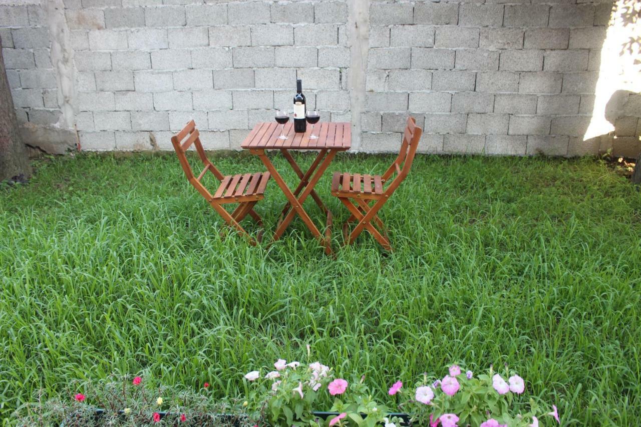 Greenview Guesthouse Batumi Kültér fotó